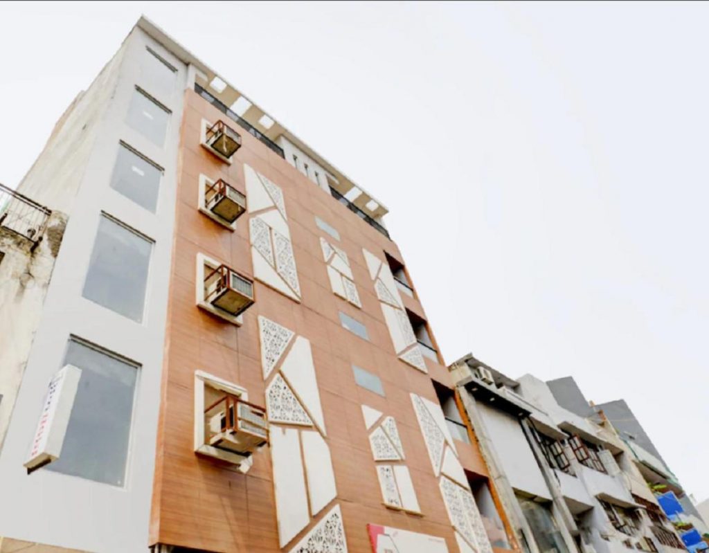 Quick Search India Hotel White Snapper